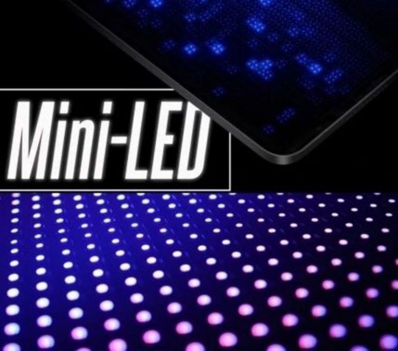 中显智能机器人研发新品闪亮登场——Mini LED 固晶机